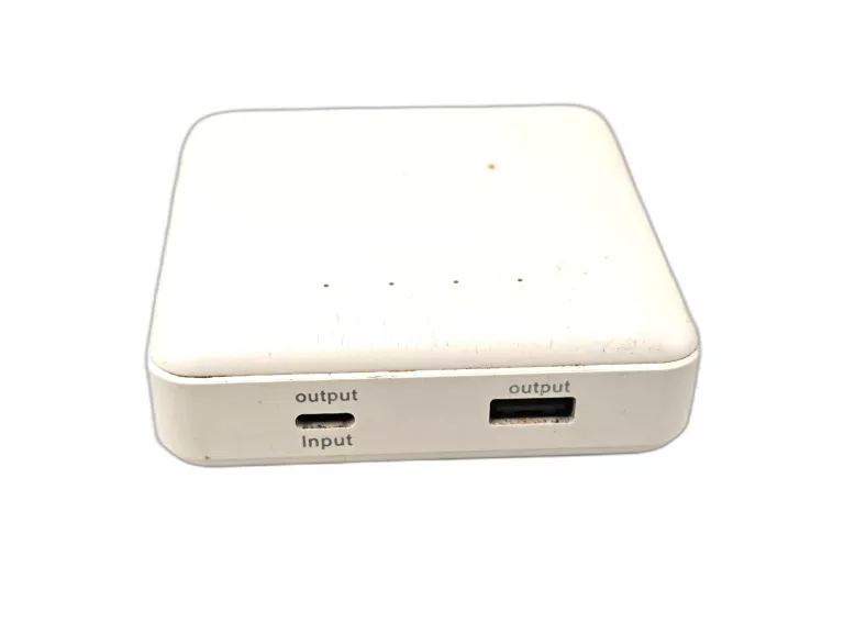 powerbank-bialy-rohs-10000mah-ean-gtin-6977196680221