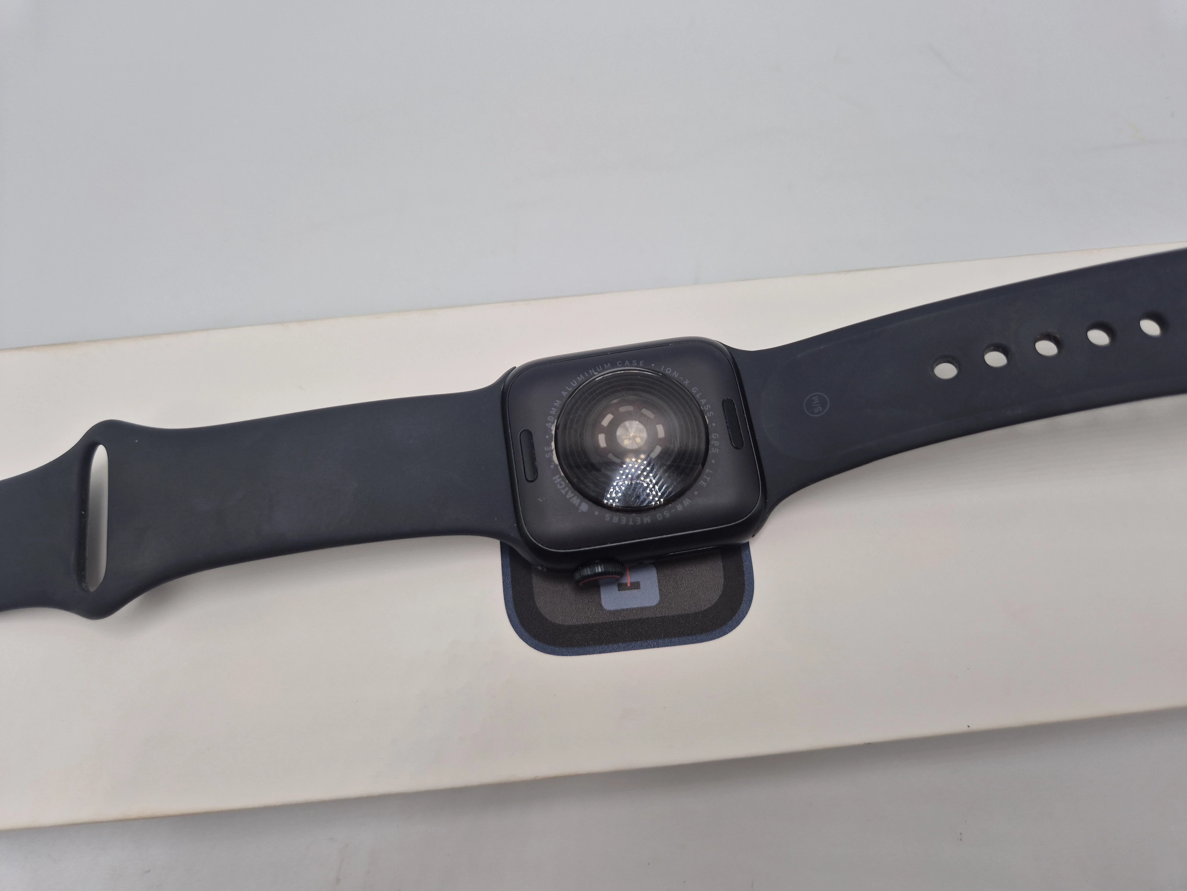 smartwatch-apple-watch-se-2-zestaw-kolor-249512-1647413