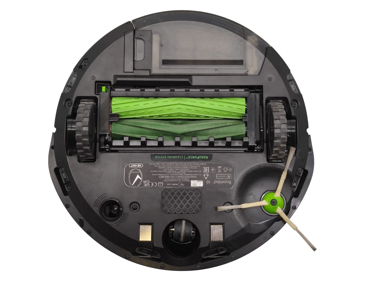 robot-sprzatajacy-inteligentny-irobot-roomba-i6-i615840-czarny-ean-gtin-5060629987347