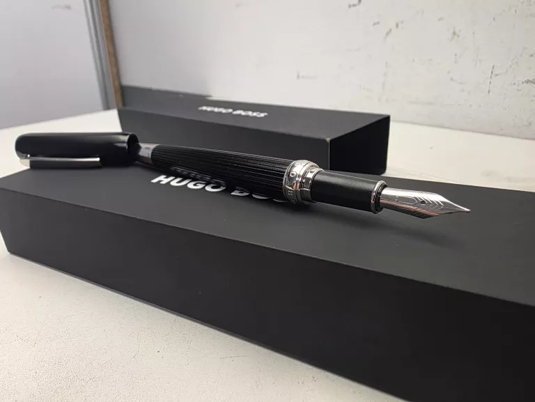 pioro-stalowkowe-hugo-boss-hsv9962b-grace-chrome-stan-11323-2