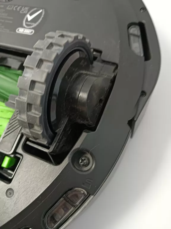 irobot-roomba-i6-robot-sprzatajacy-czujniki-205846-1