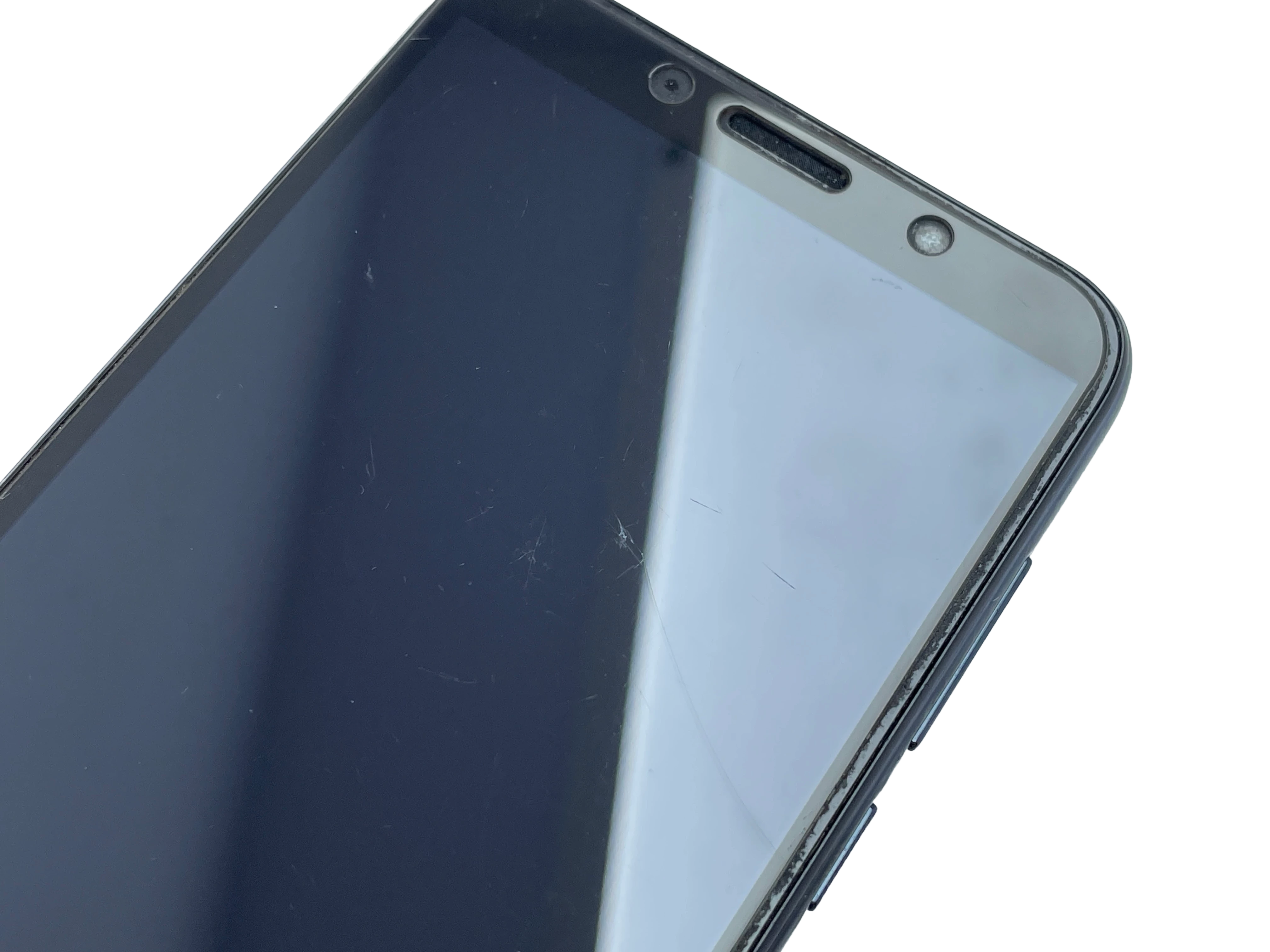 motorola-moto-e6-play-xt2029-2-232gb-przekatna-ekranu-550