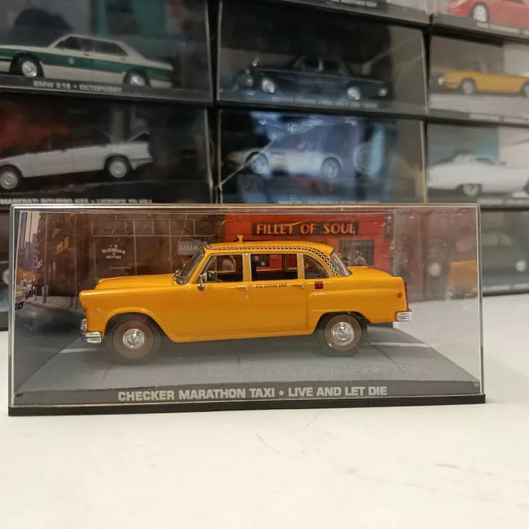 143-james-bond-checker-marathon-taxi-live-and-let-die-stary-rynek-10-grodzisk-wlkp