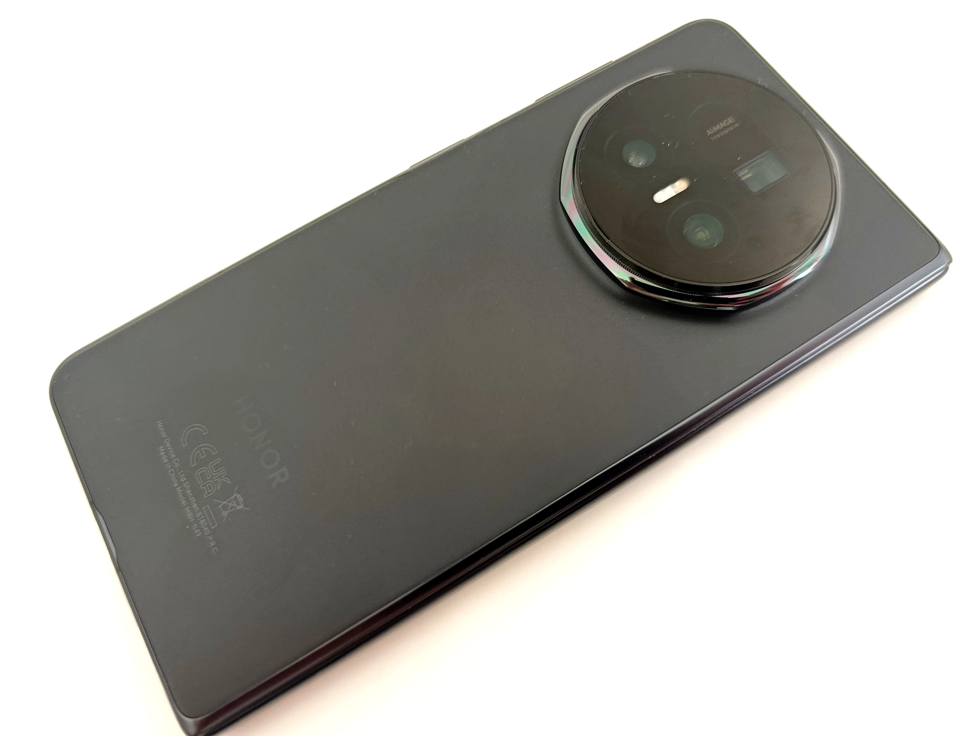 telefon-smartfon-honor-magic-v5-5g-16512gb-795120hz-pojemnosc-akumulatora-5820