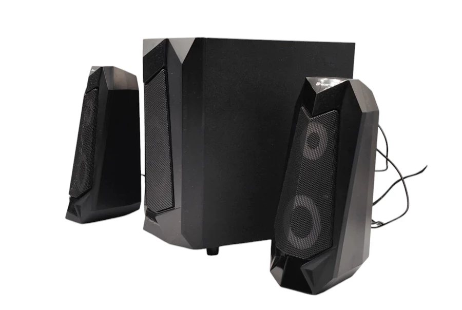 glosniki-tracer-hi-cube-bt-rgb-flow-pudelko-model-hi-cube-bt-rgb-flow