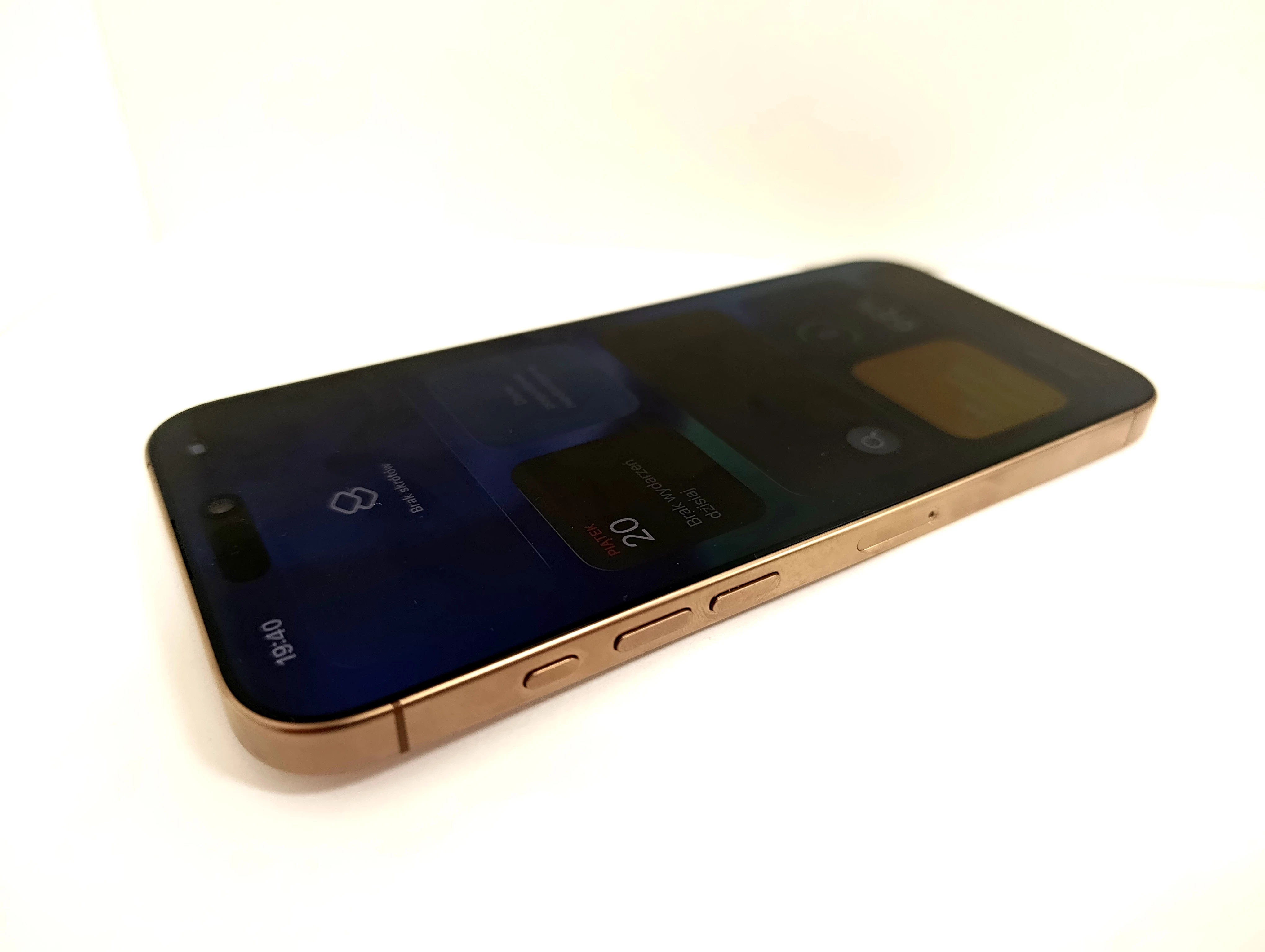 telefon-iphone-16-pro-max-256gb-98-bateria-pamiec-ram-202865-214113