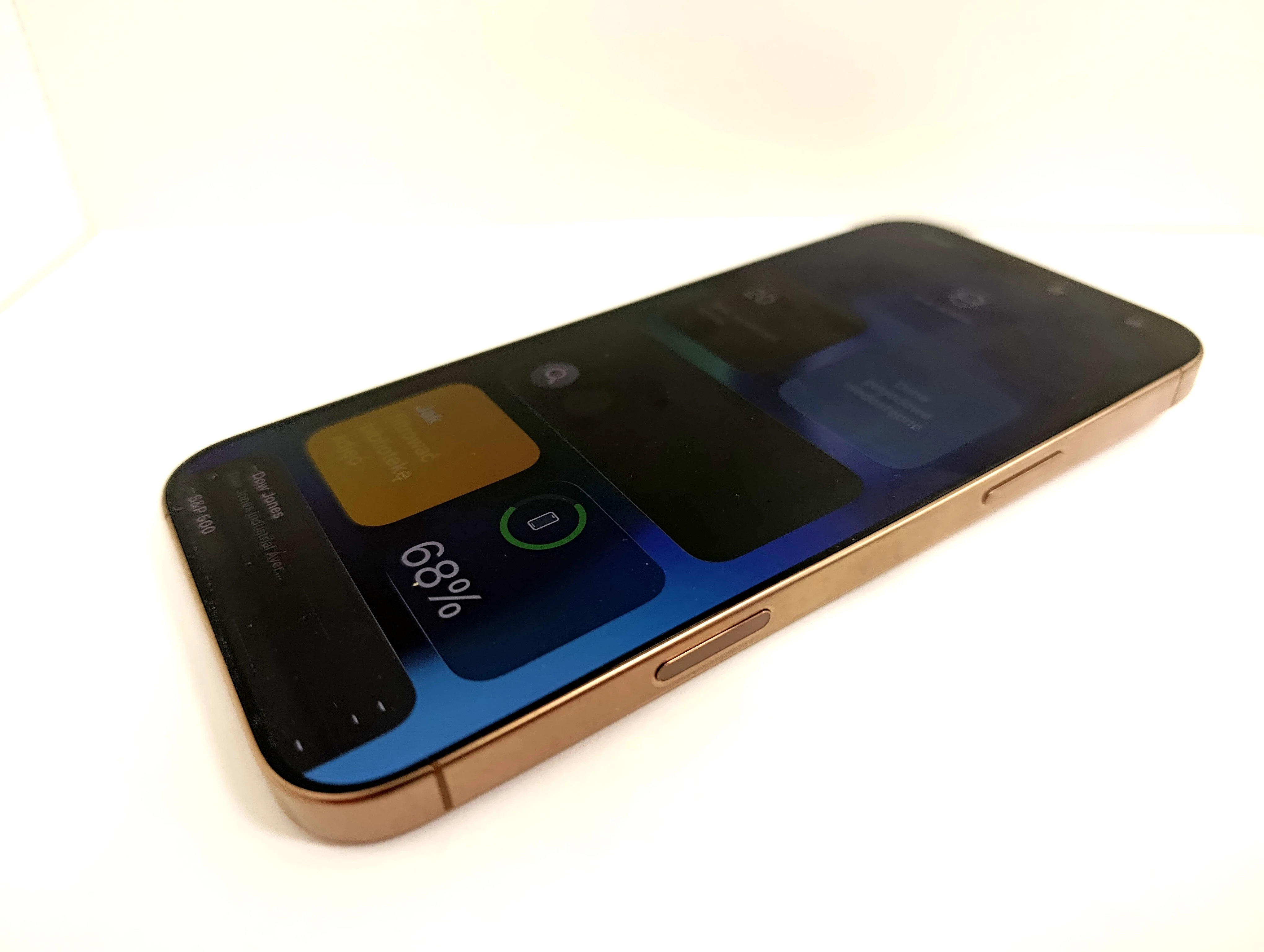 telefon-iphone-16-pro-max-256gb-98-bateria-przekatna-ekranu-690