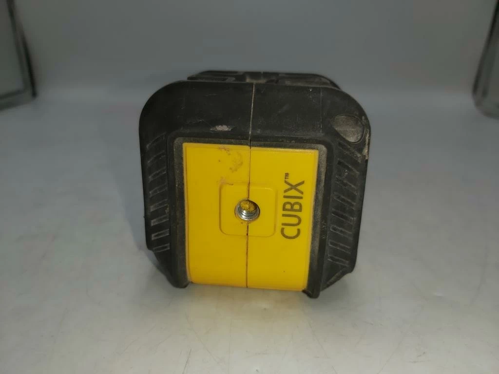 laser-krzyzowy-stanley-cubix-stht77498-1-kolor-lasera-243997-495545