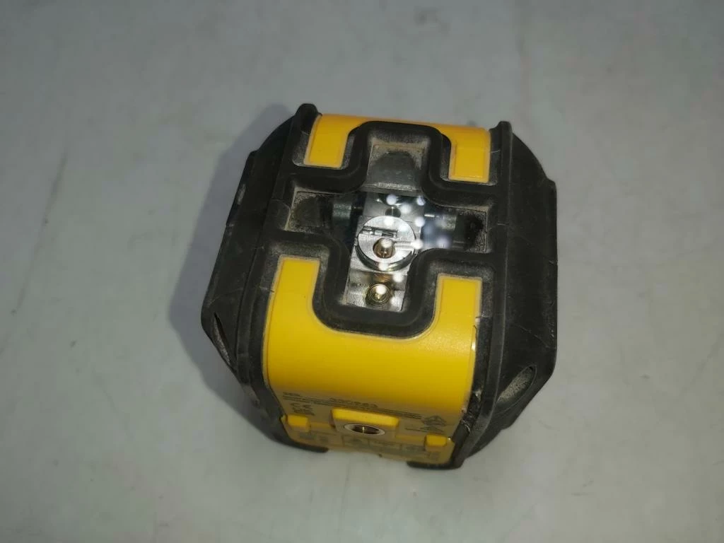 laser-krzyzowy-stanley-cubix-stht77498-1-model-cubix