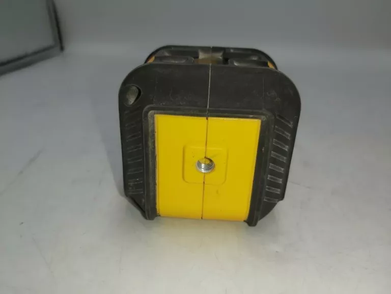 laser-krzyzowy-stanley-cubix-stht77498-1-kod-producenta-stht77498-1