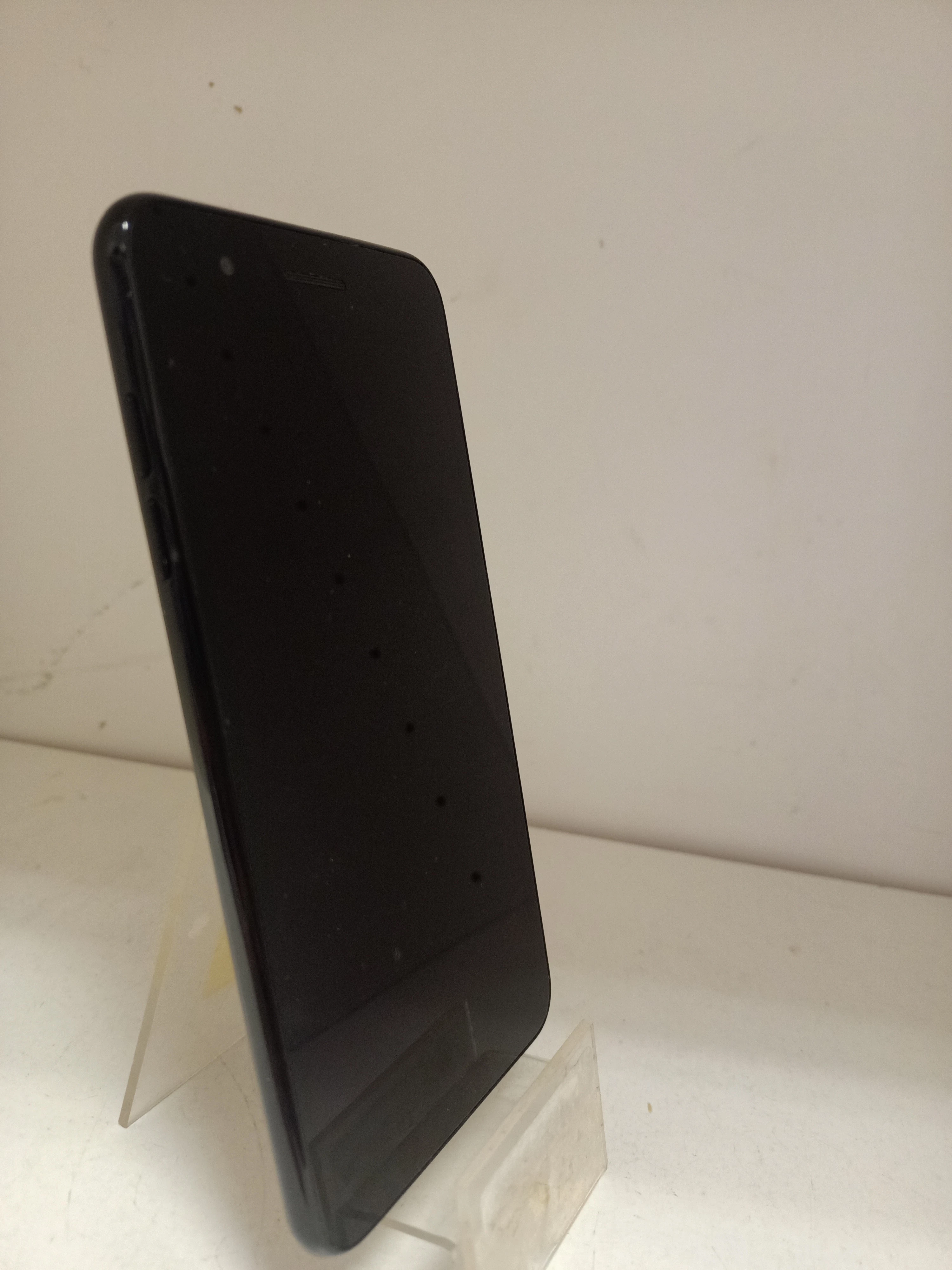 telefon-lg-5-k-9-stan-11323-2