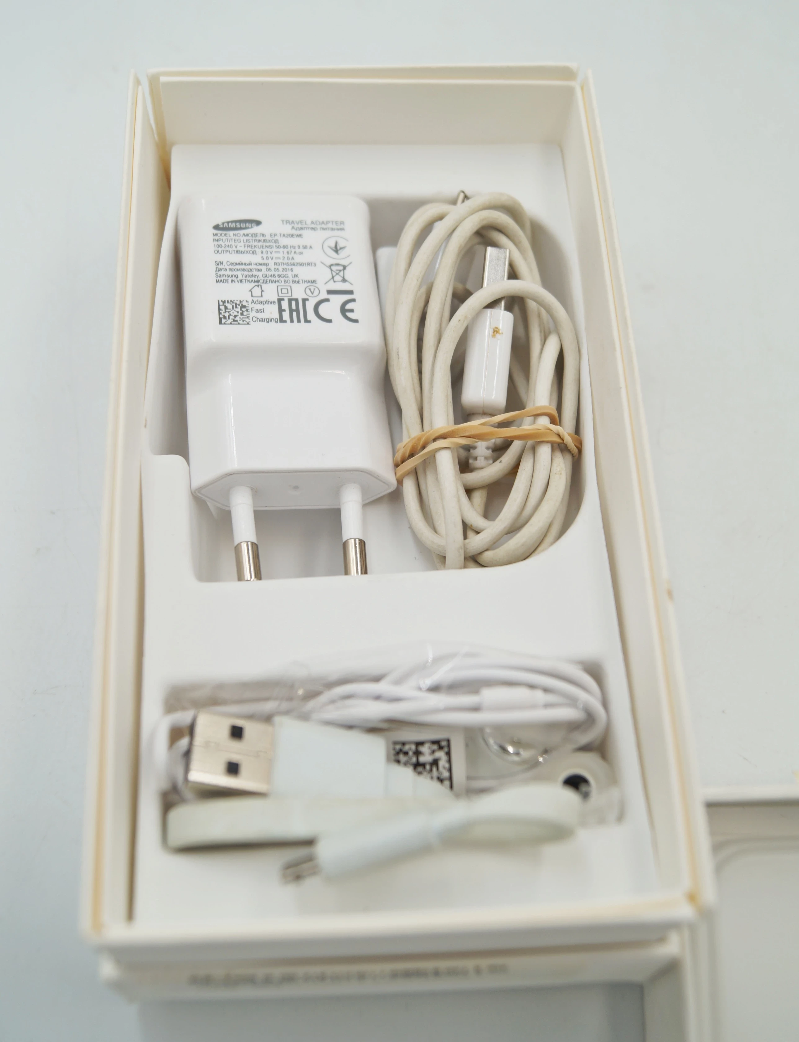 smartfon-samsung-galaxy-a3-2016-sm-a310f-1516gb-typ-202685-212929