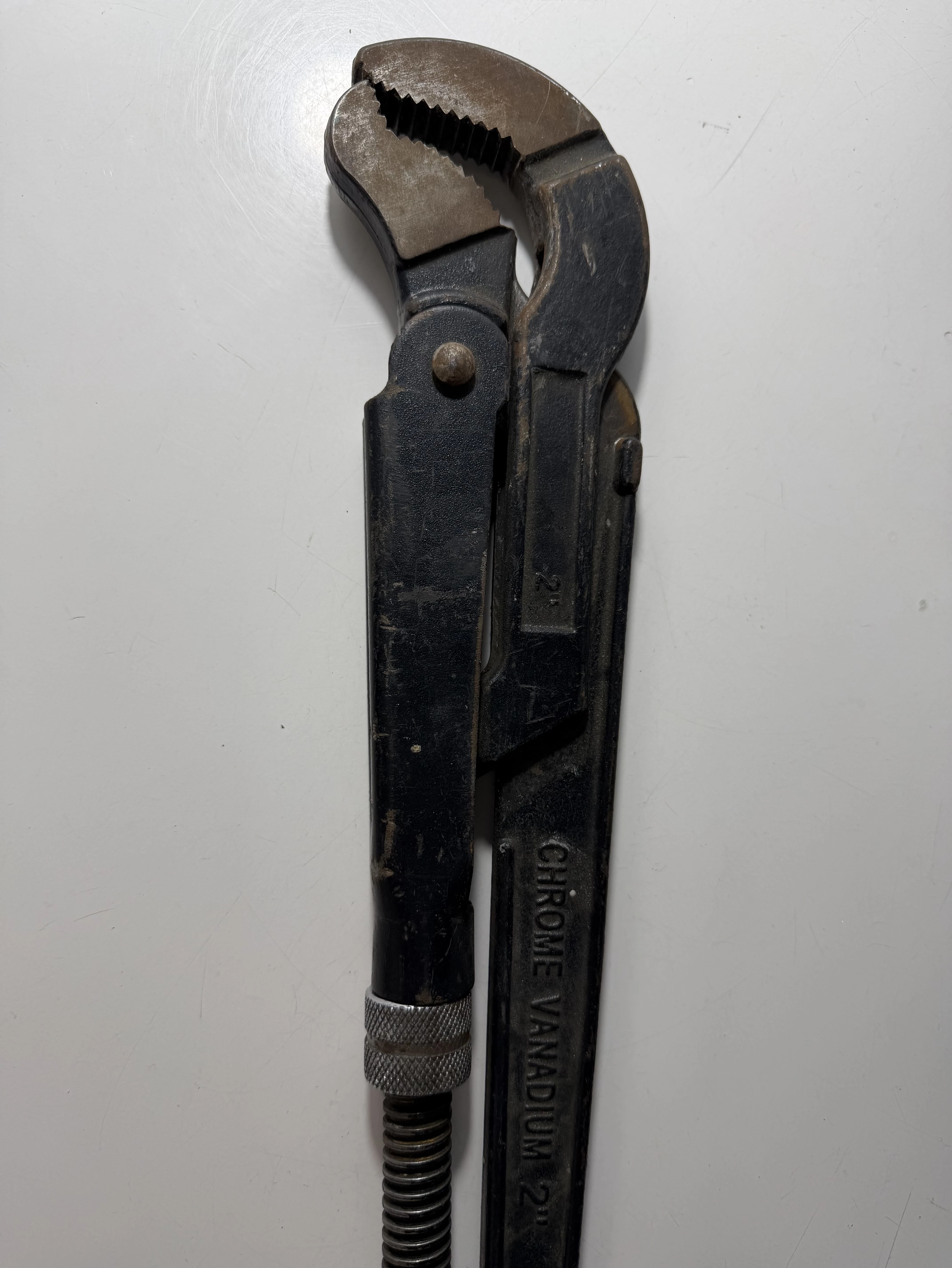 klucz-nastawny-cegi-do-rur-typ-45-560-mm-2-stan-11323-2