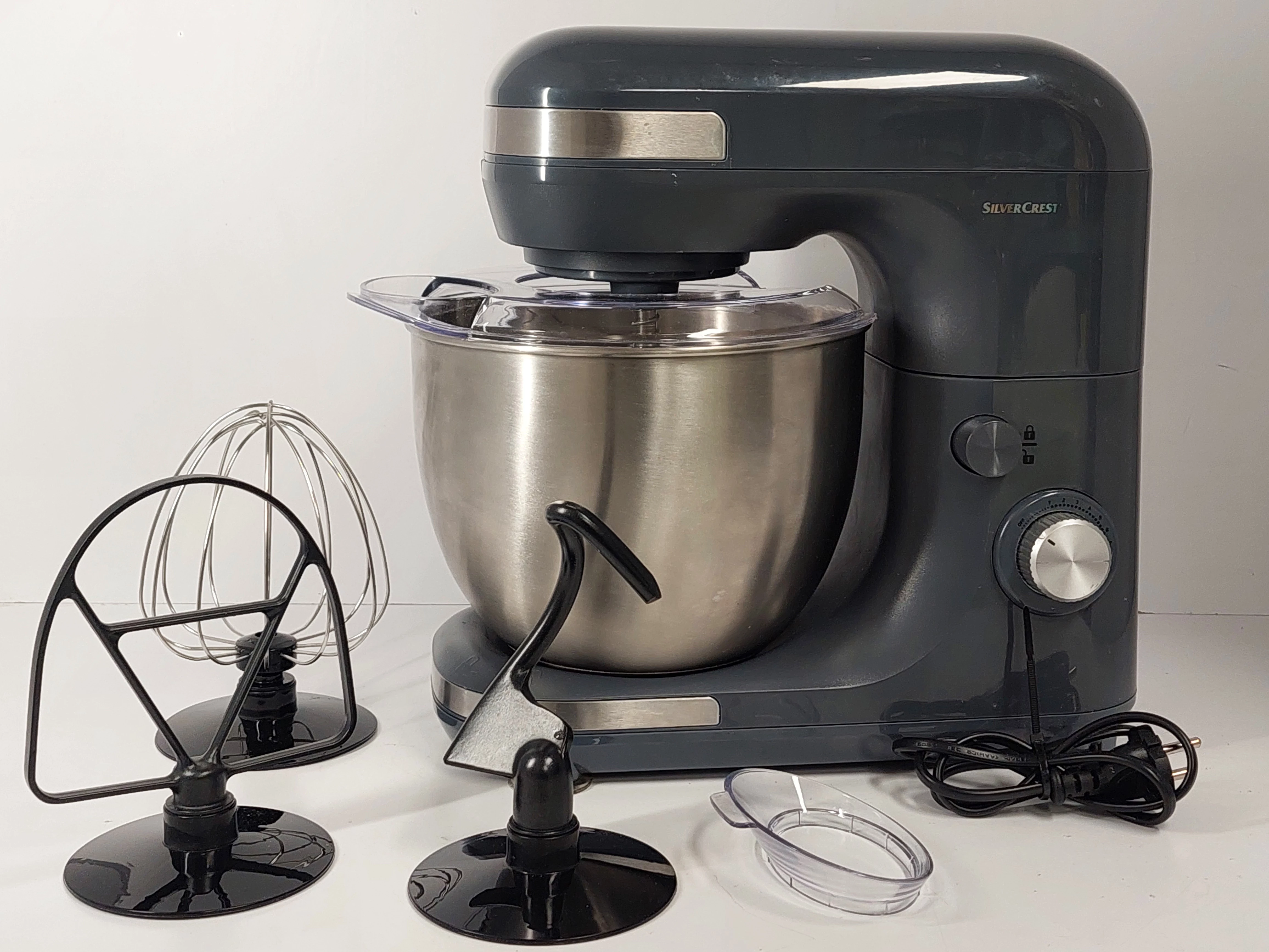 robot-kuchenny-silvercrest-skm-650-a1-650-w-srebrnyszary-kalwaryjska-37-krakow-kotkiewicz-sj