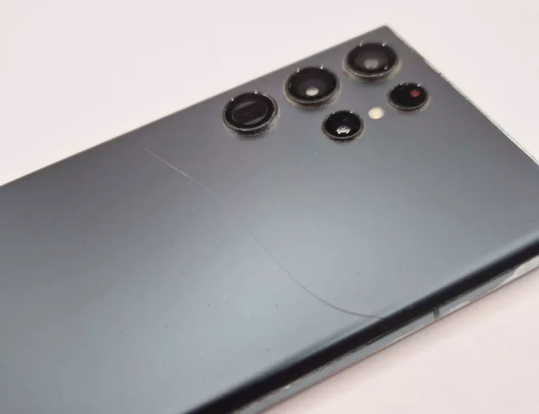 telefon-samsung-s22-ultra-8128gb-zbite-plecki-wbudowana-pamiec-202869-214189