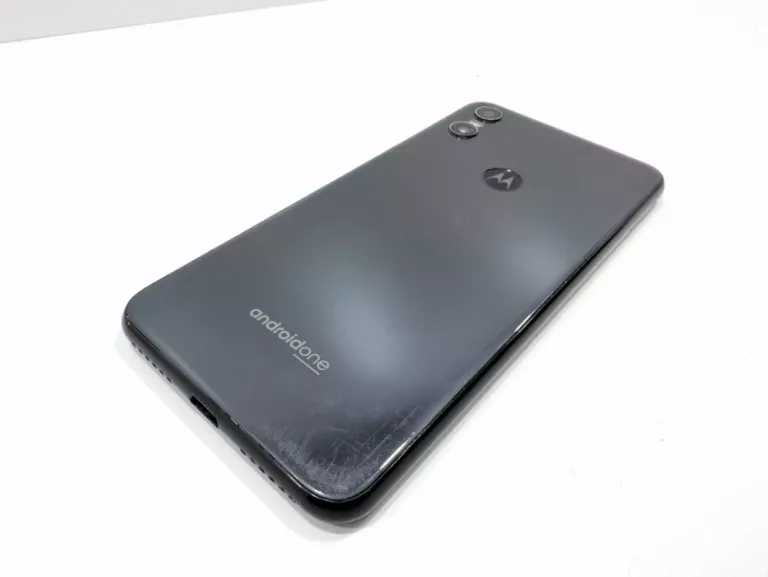 telefon-motorola-one-464gb-czarny-stan-11323-2