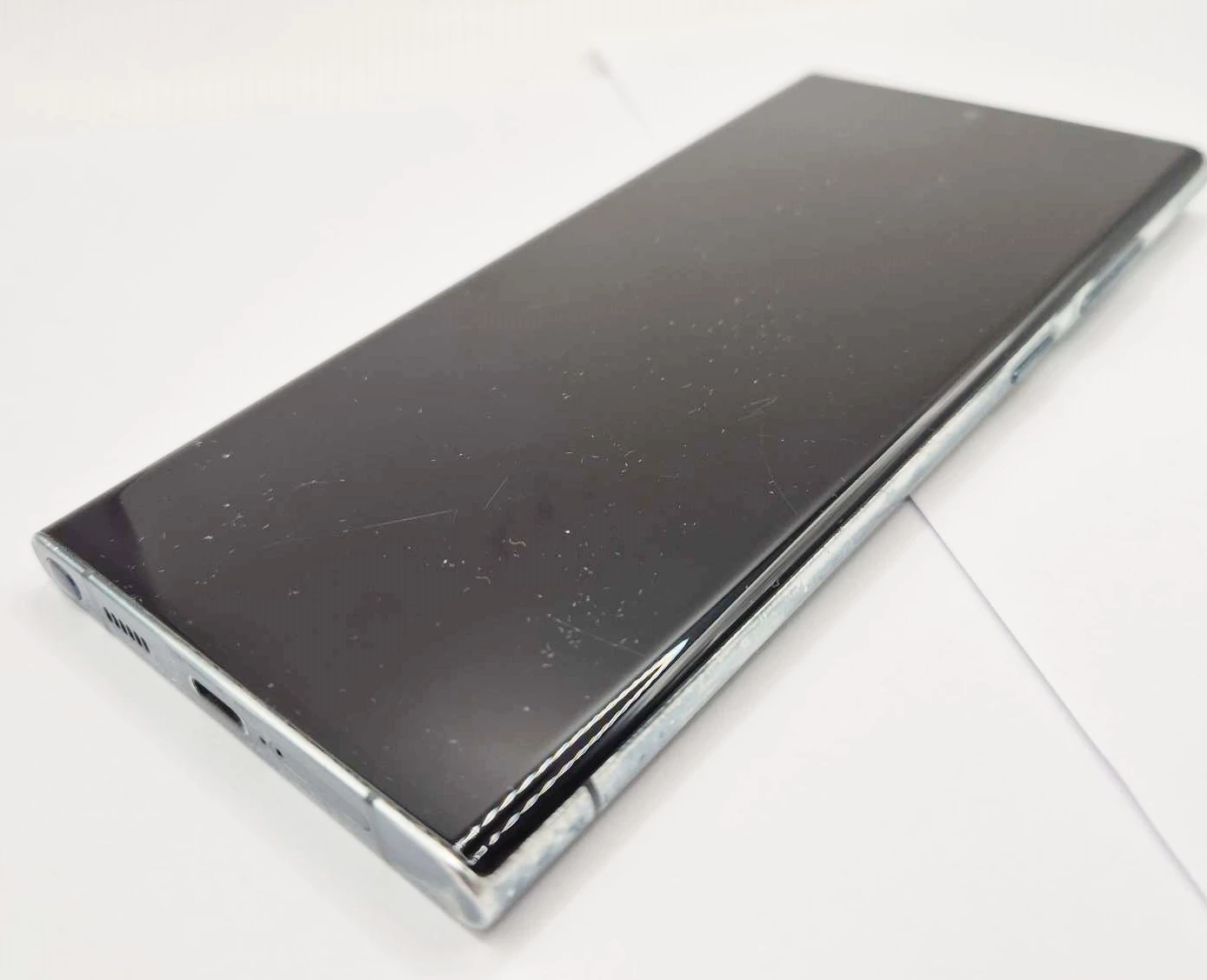 telefon-samsung-s22-ultra-8128gb-zbite-plecki-transmisja-danych-217-2048