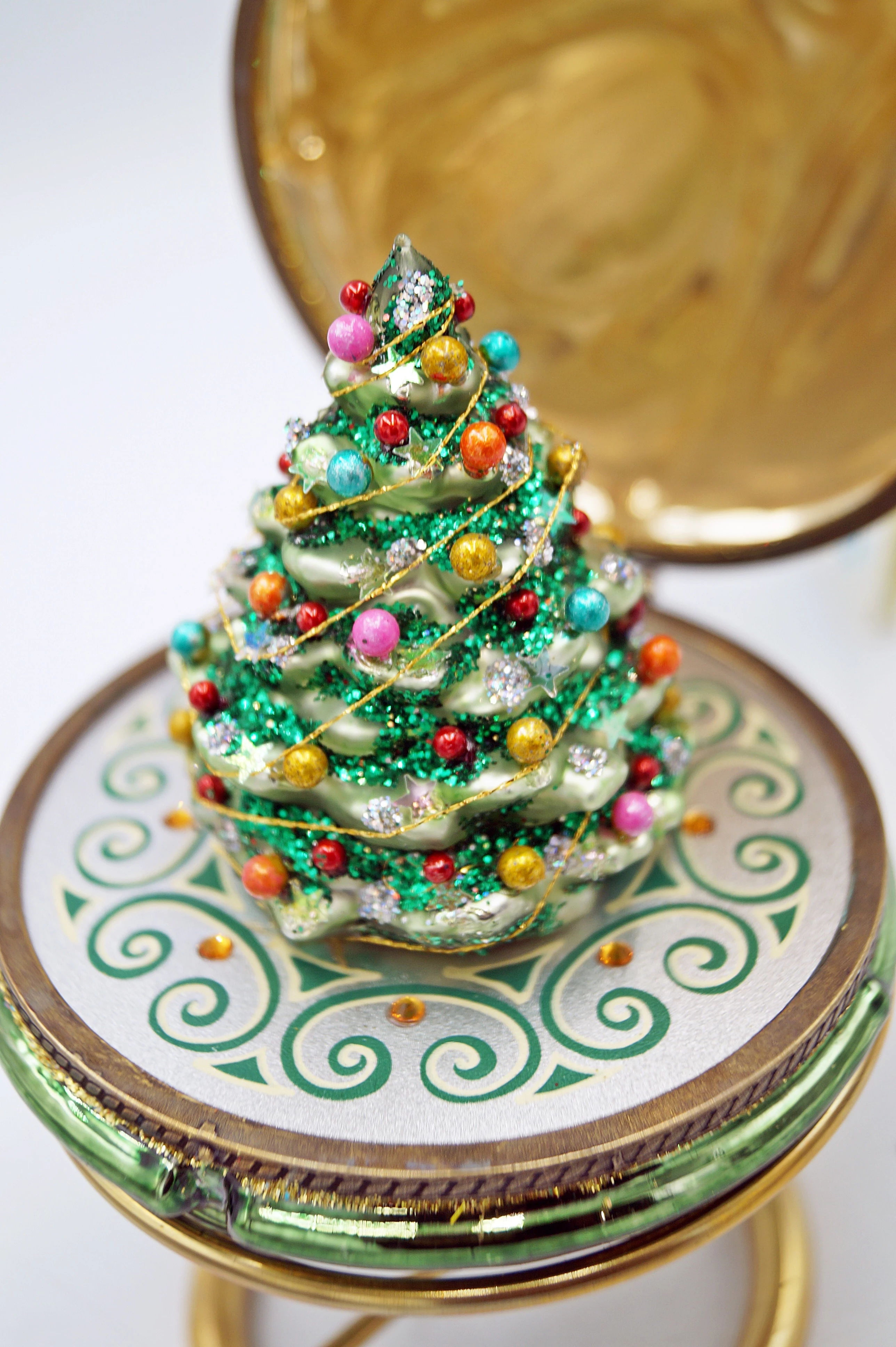 bombka-mostowski-otwierane-jajko-z-choinka-w-srodku-marka-248811-958954