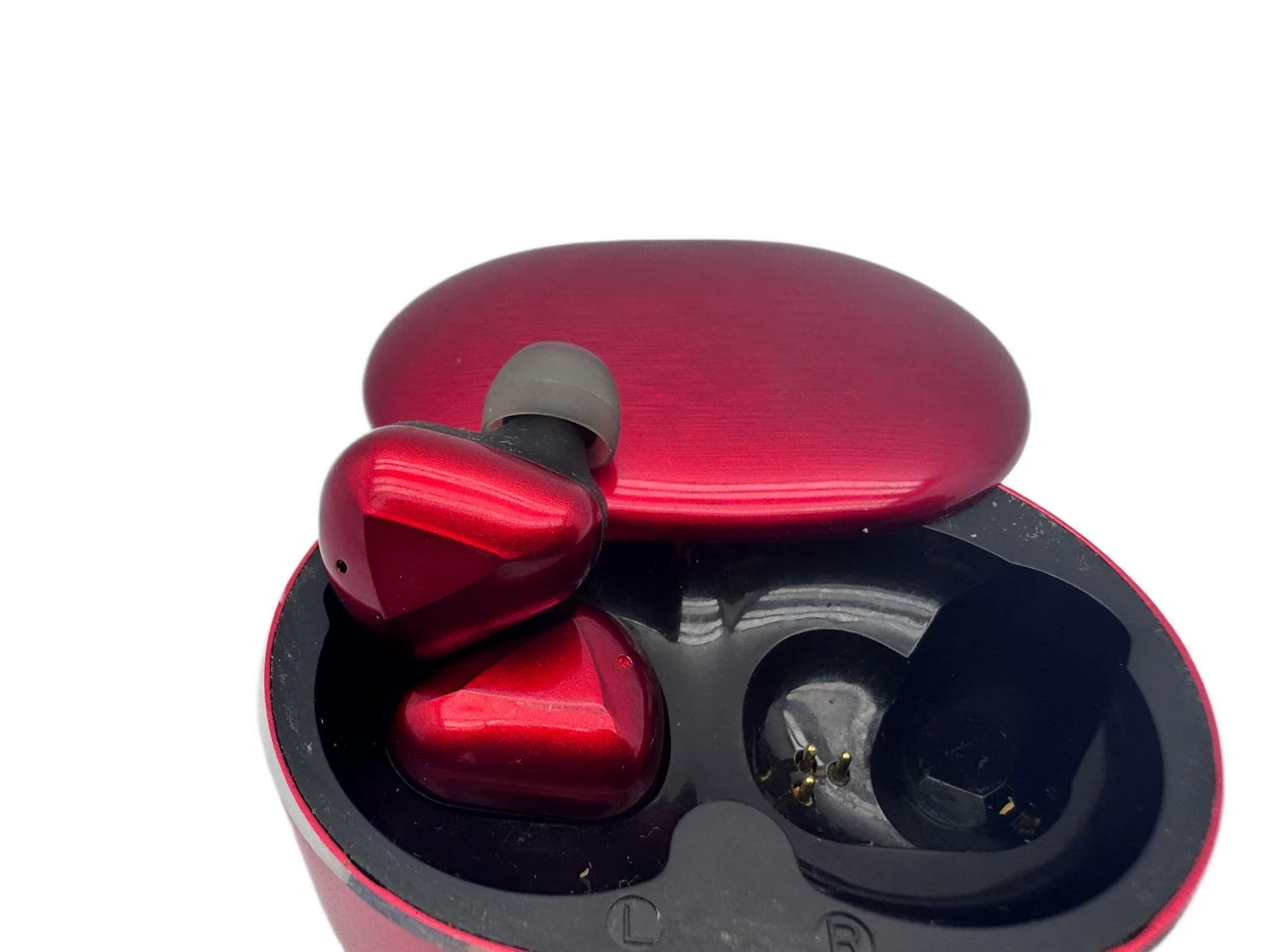 sluchawki-t50-czerwone-bt-stan-11323-2