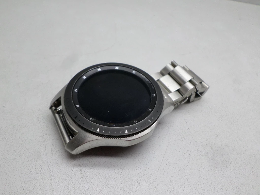 smartwatch-samsung-watch-46mm-silver-ean-gtin-8801643438487