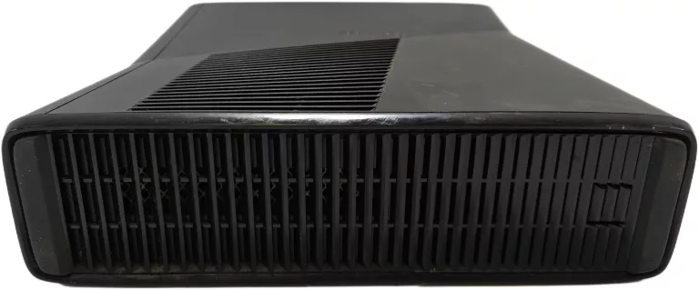 konsola-microsoft-xbox-360-s-slim-250gb-czarny-plus-pad-i-zasilacz-konsola-stan-11323-2