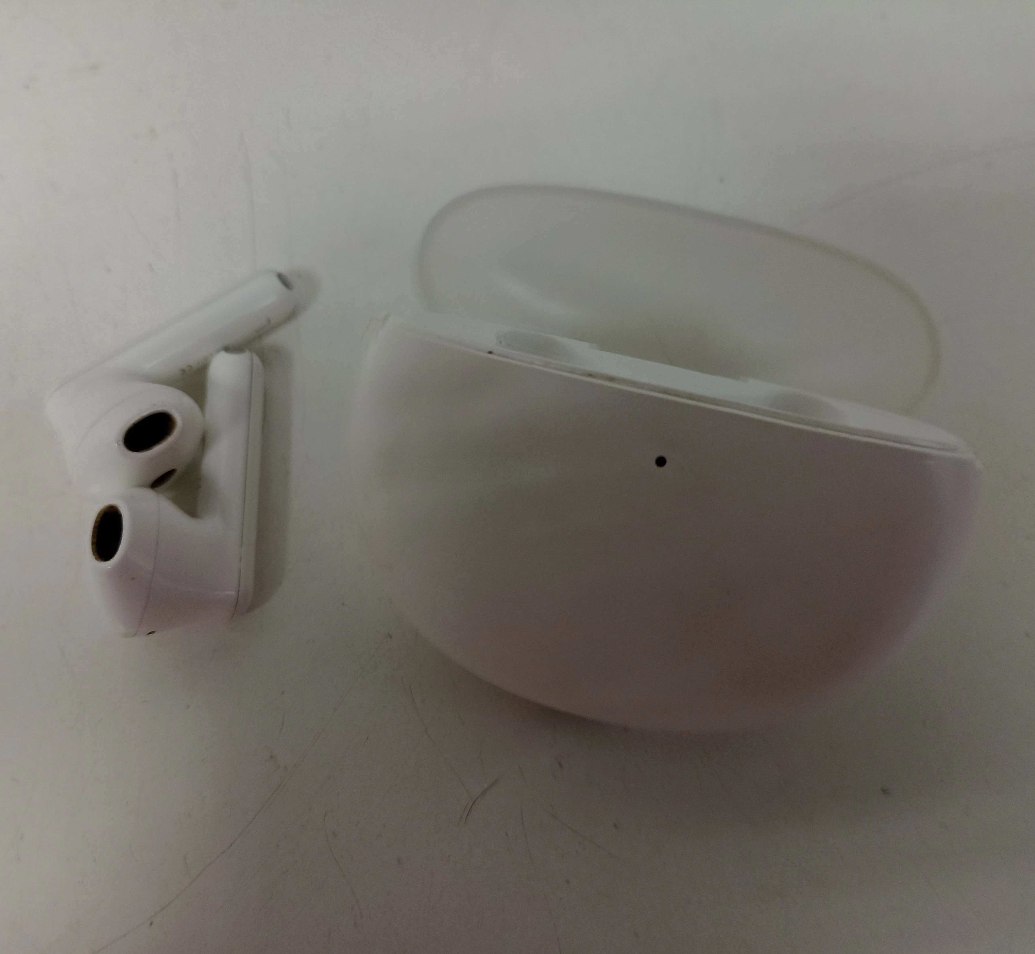 sluchawki-oppo-enco-air-2-kolor-dominujacy-129357-5