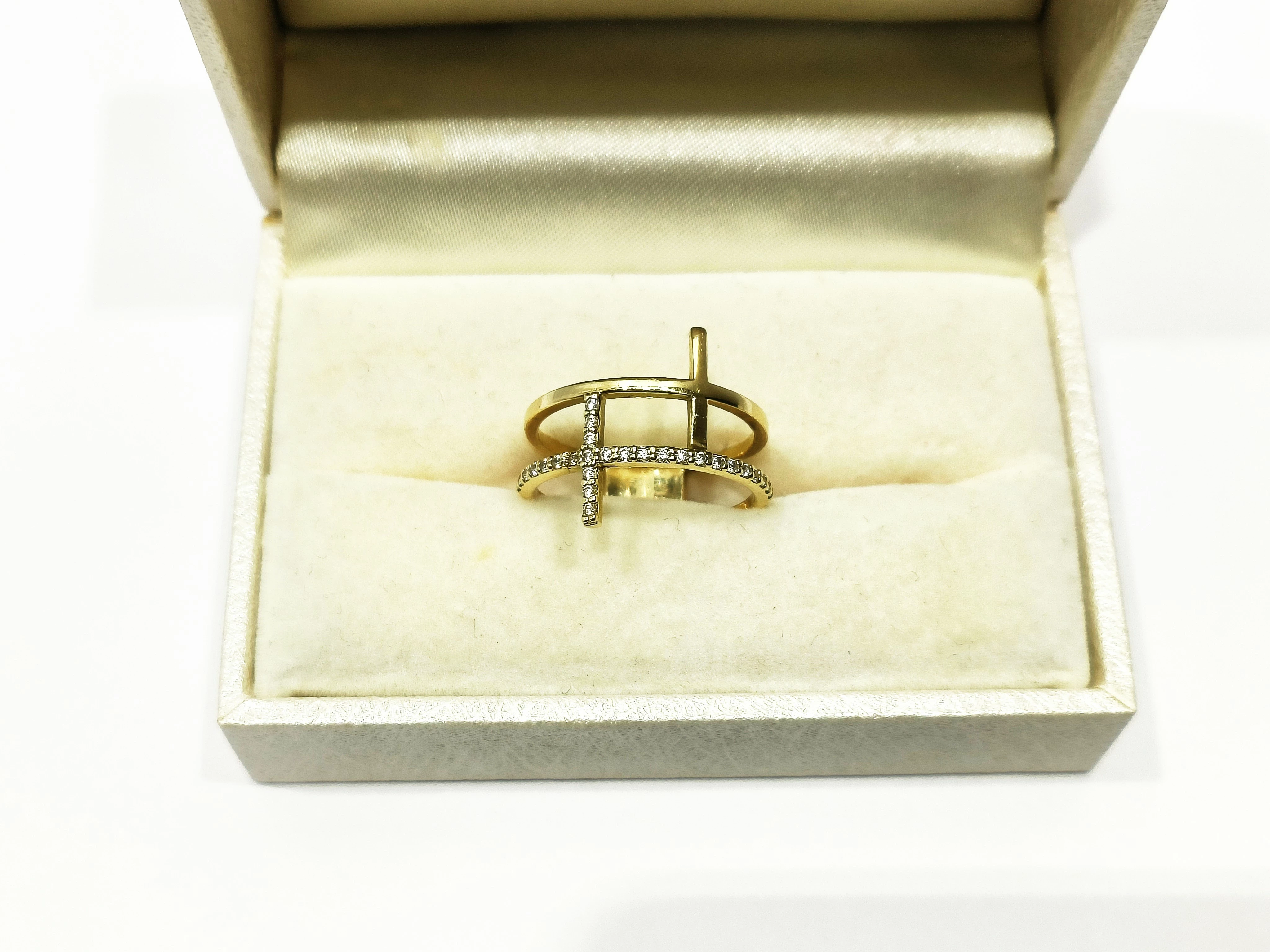 zloty-pierscionek-krzyze-z-cyrkoniami-340g-585-marka-248811-958954