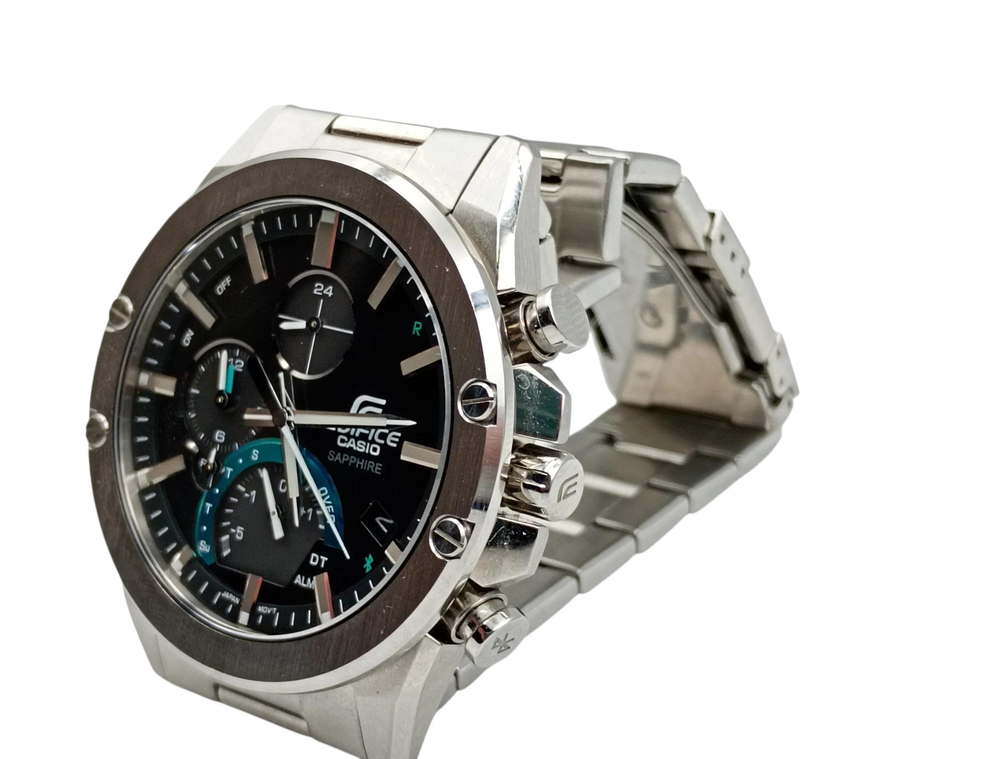 zegarek-casio-eqb1000-ksztalt-koperty-129223-2