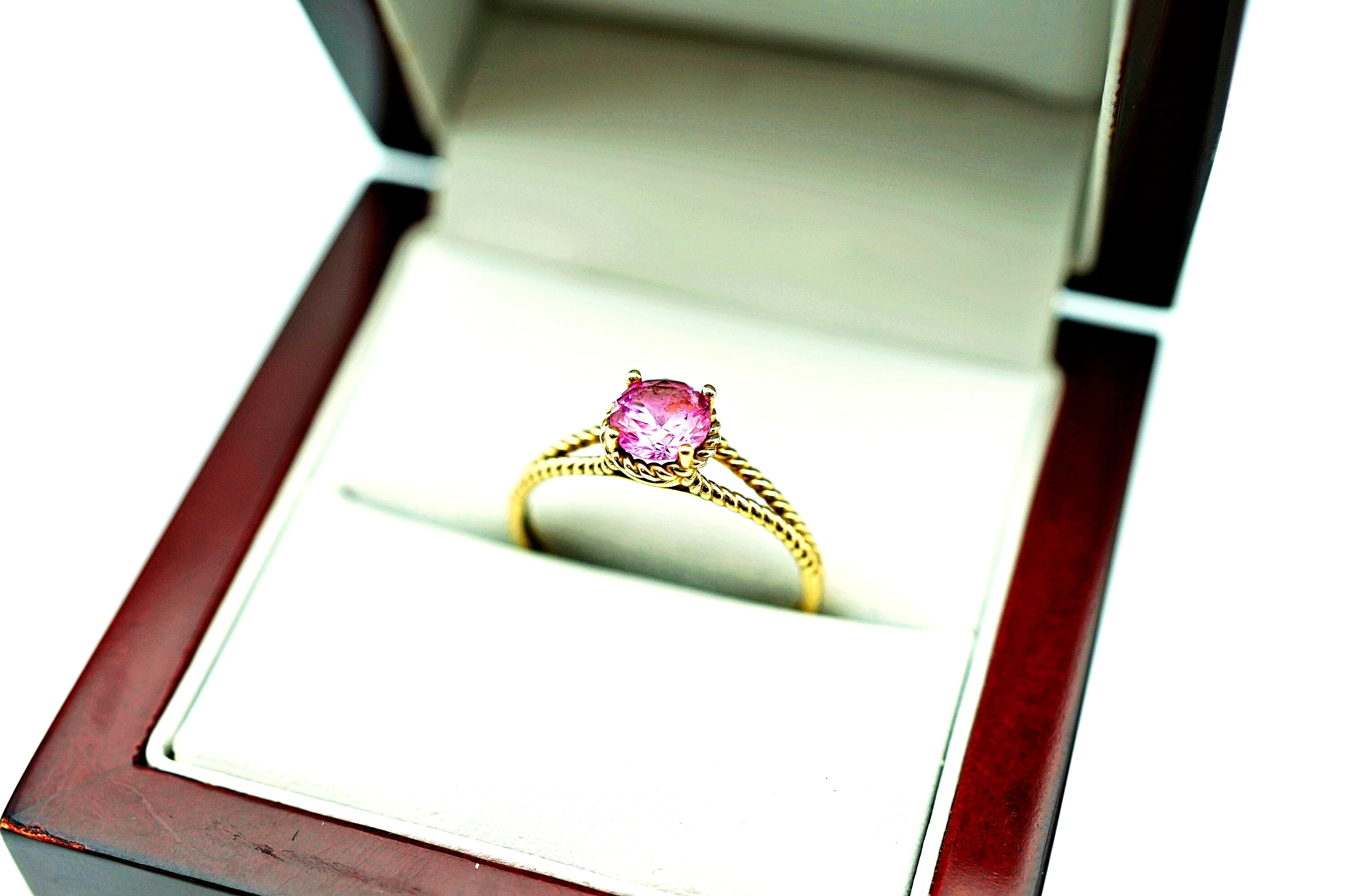 zloty-pierscionek-z-rozowa-cyrkonia-pr-333-166g-r-20-8k-rodzaj-2205-2