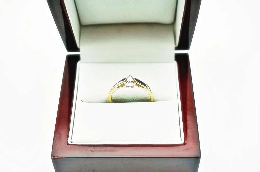 subtelny-zloty-pierscionek-z-serduszkiem-i-cyrkonia-9kr14151g-rodzaj-2205-2