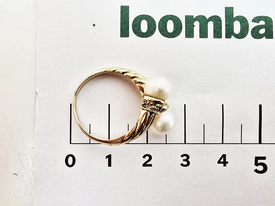 zloty-pierscionek-z-dwoma-sztucznymi-perlami-p585-455g-r14-material-15835-2