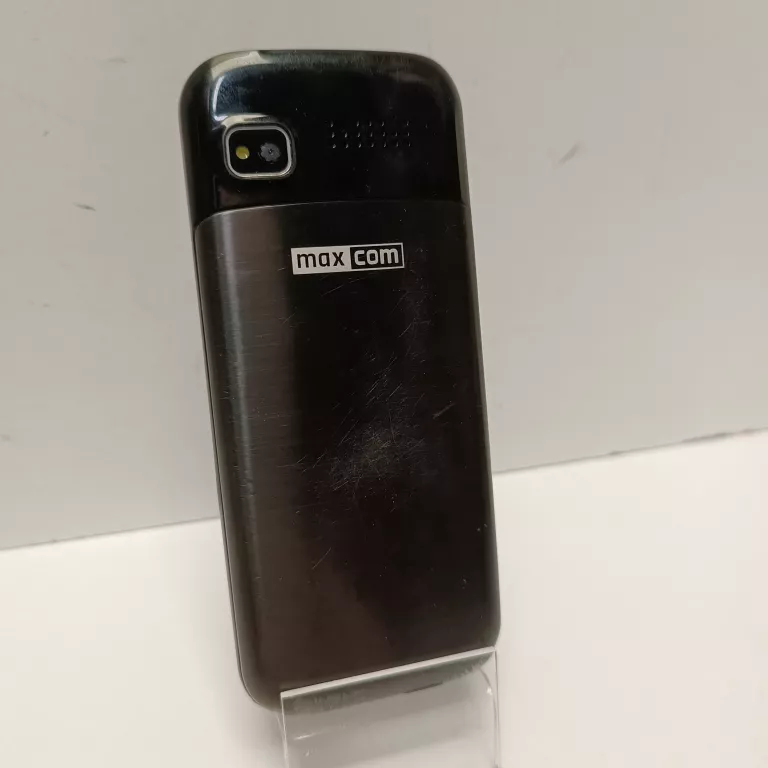 telefon-maxcom-mm237-przekatna-ekranu-280