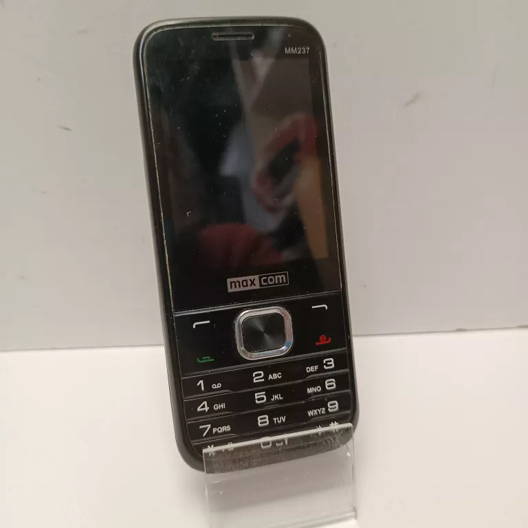 telefon-maxcom-mm237-osiedle-teatralne-3u15-krakow