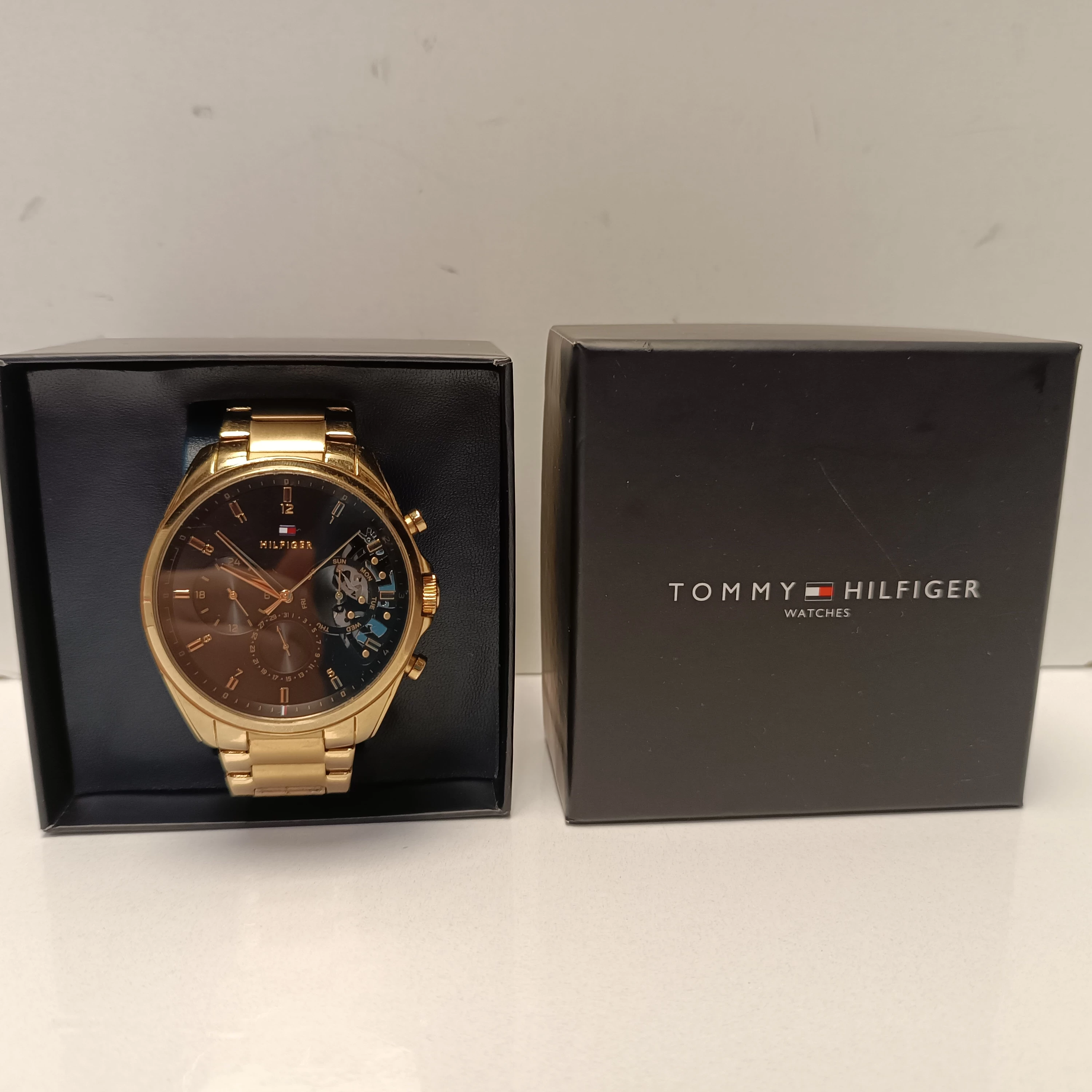 zegarek-tommy-hilfiger-th-4191343029-stan-11323-2