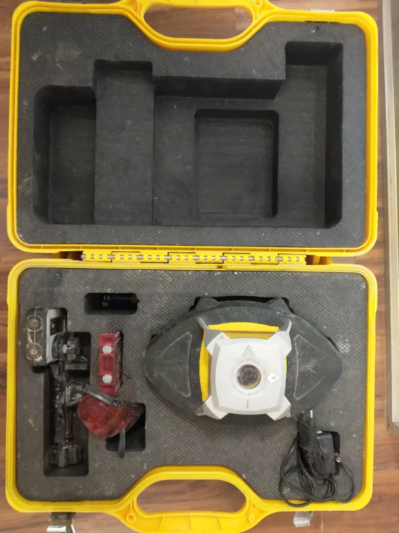 niwelator-laserowy-nivel-system-nl500r-rd700-stan-11323-2