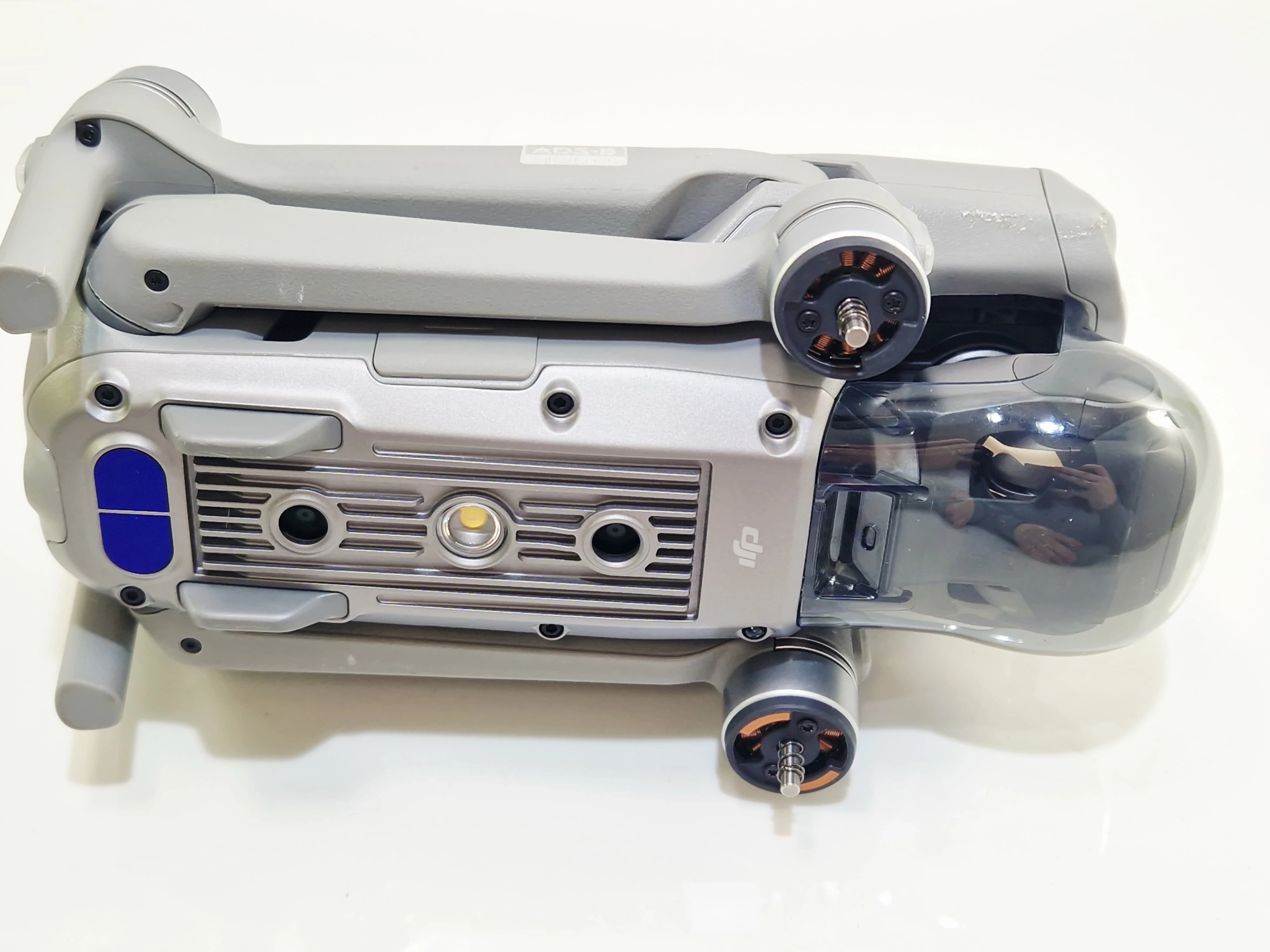 dron-dji-air-2s-pojemnosc-baterii-3500