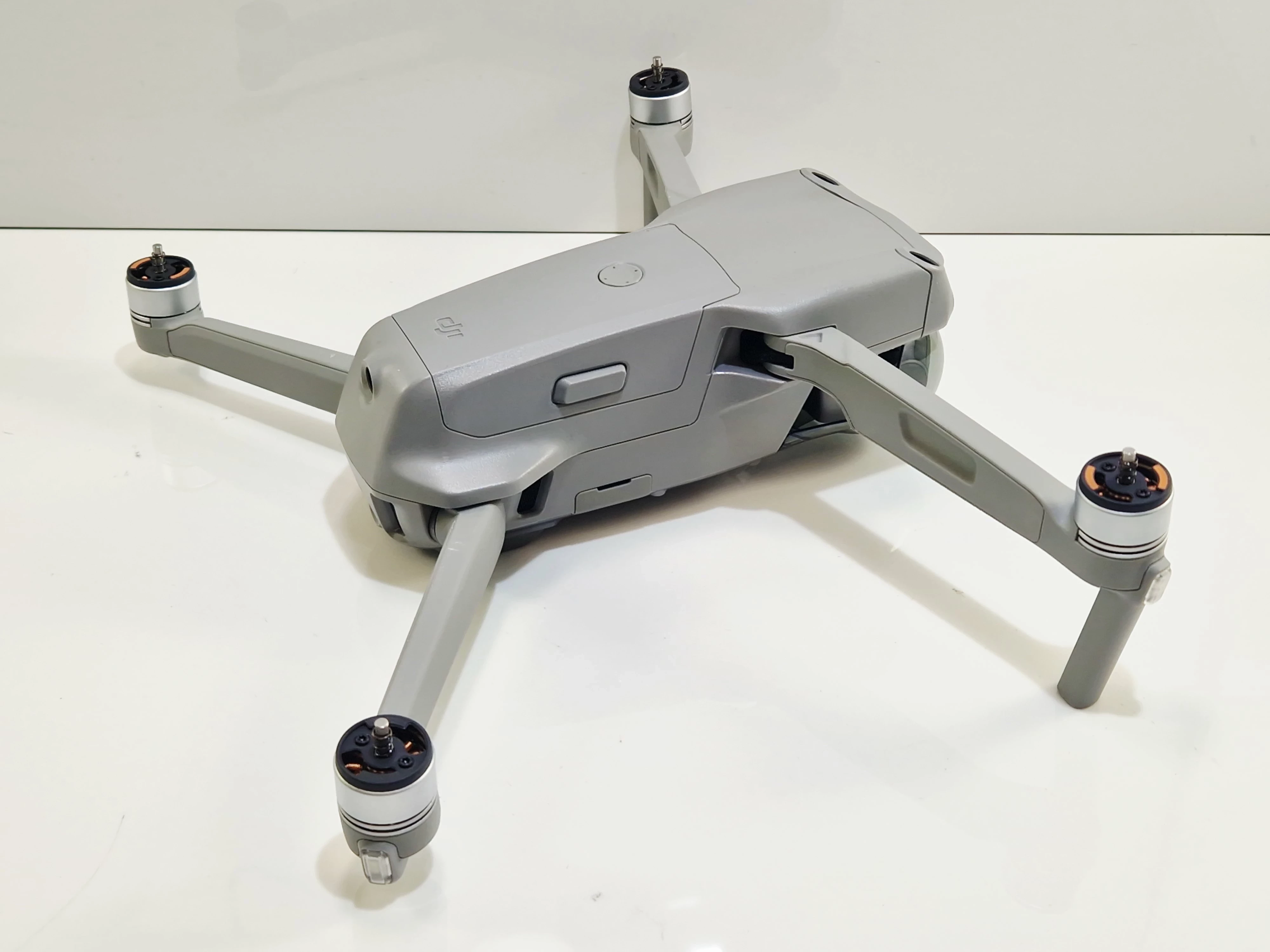 dron-dji-air-2s-waga-produktu-z-opakowaniem-jednostkowym-1000