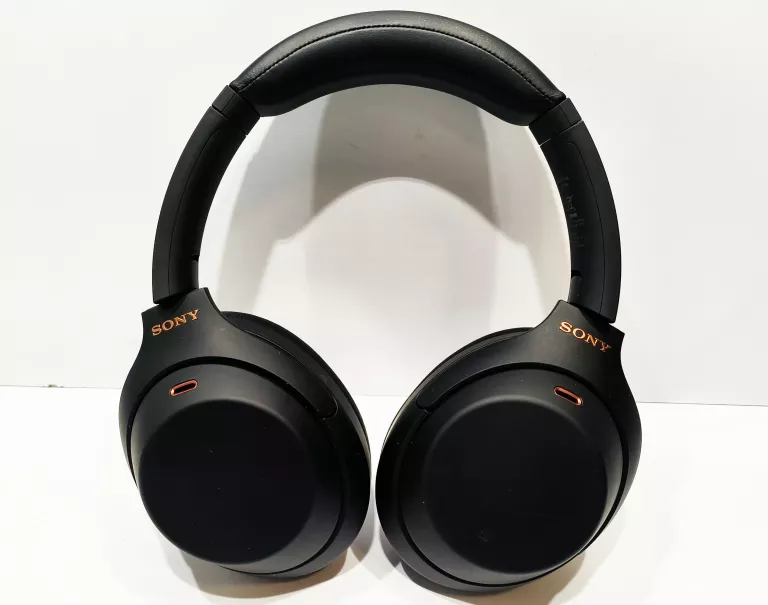 sluchawki-sony-wh-1000xm4-etui-stan-11323-2