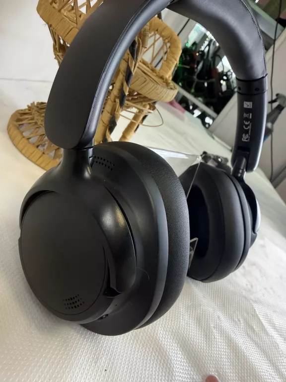 boompods-headpods-anc-black-stan-11323-2