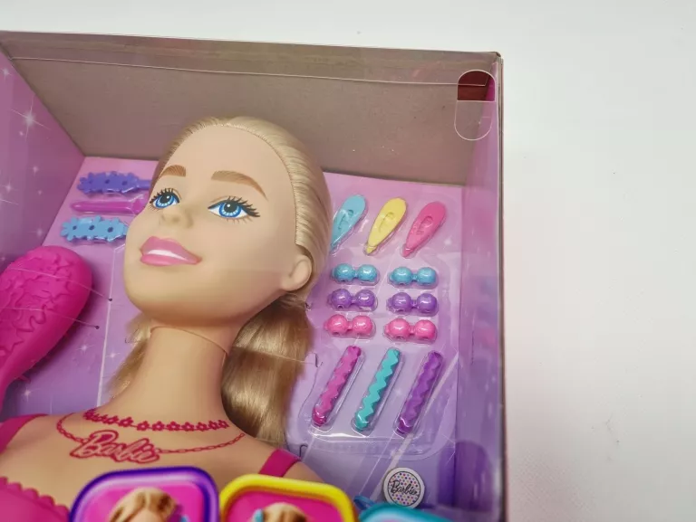 lalka-barbie-glowa-do-stylizacji-20-akcesoriow-do-stylizacji-wlosow-hmd8-ean-gtin-194735125142
