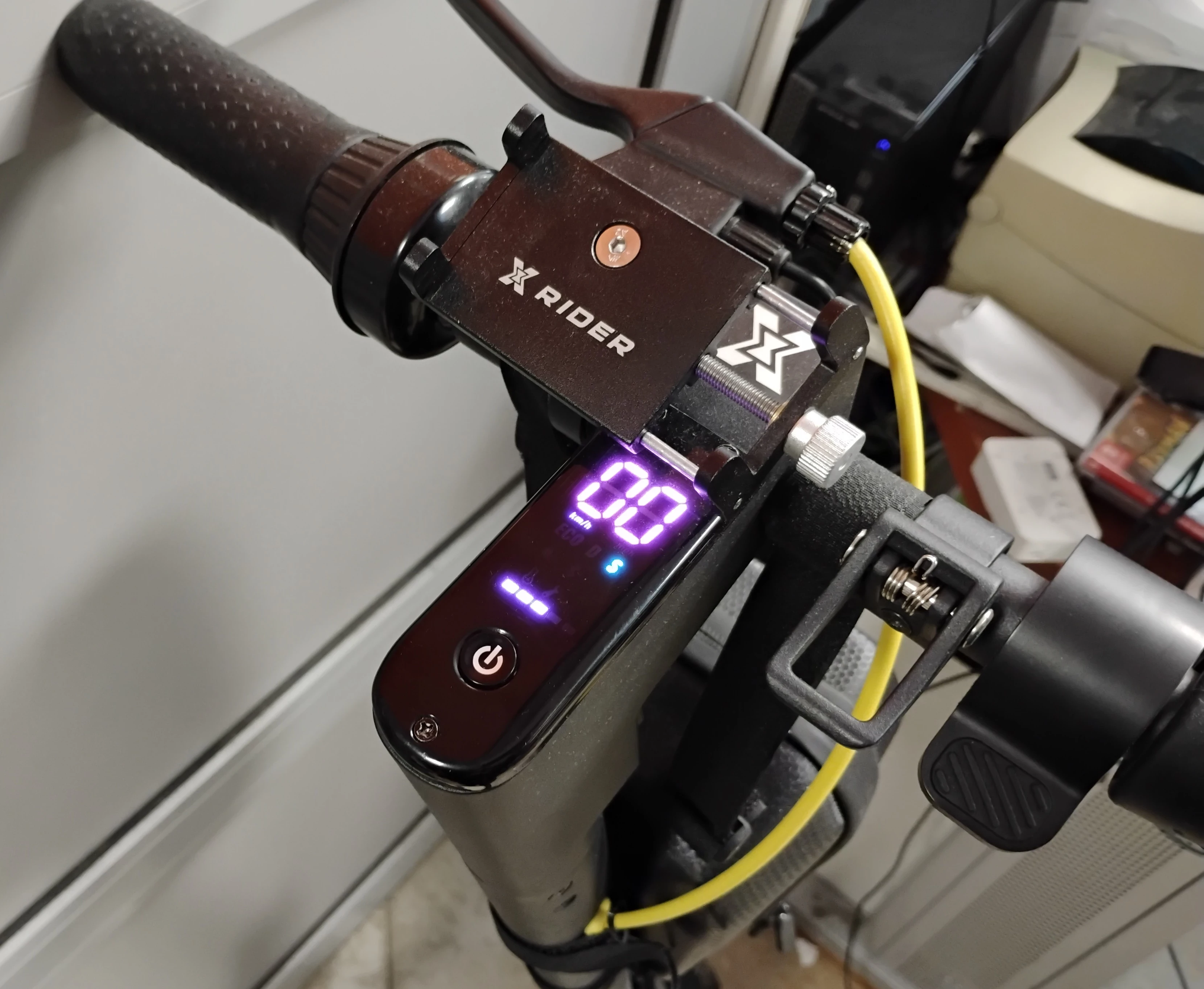 hulajnoga-elektryczna-xrider-m10-pro-moc-silnika-100000