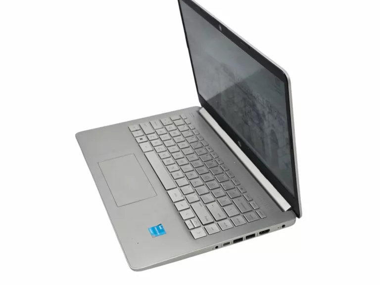 laptop-hp-14s-dq3341nw-intel-pentium-silver-n6000-8250gb-ssd-rozdzielczosc-px-4474-211457