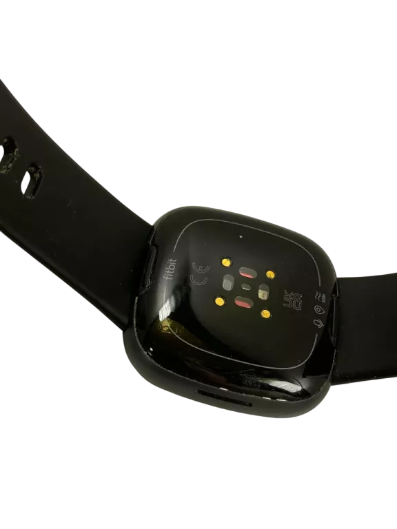 smartwatch-google-fitbit-versa-4-czarny-ean-gtin-810038858715