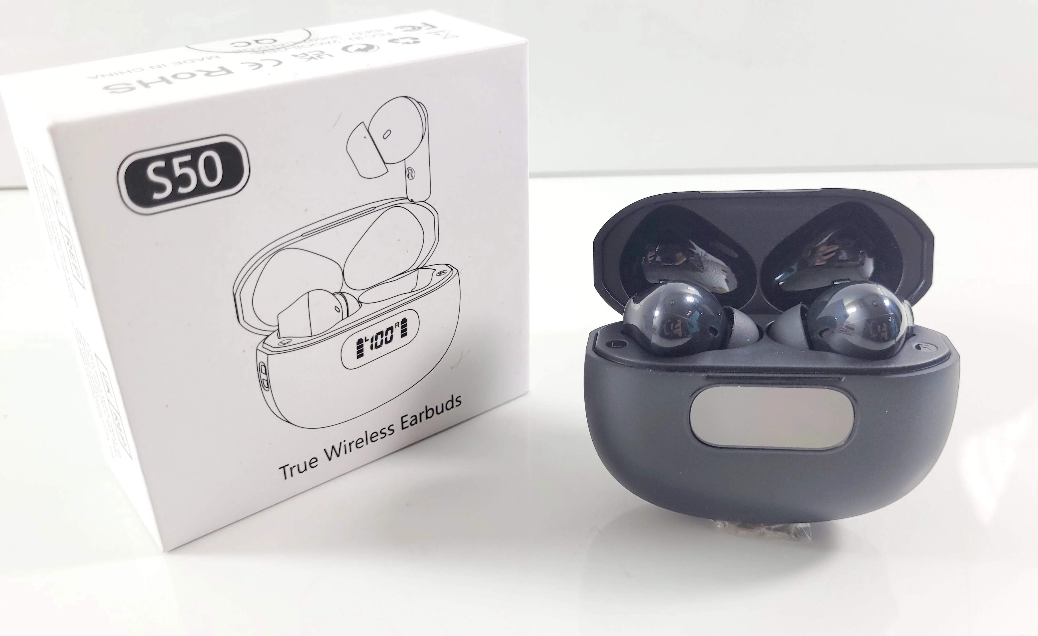 s50-true-wireless-earbuds-pasieka-36-a-poznan-ska-x