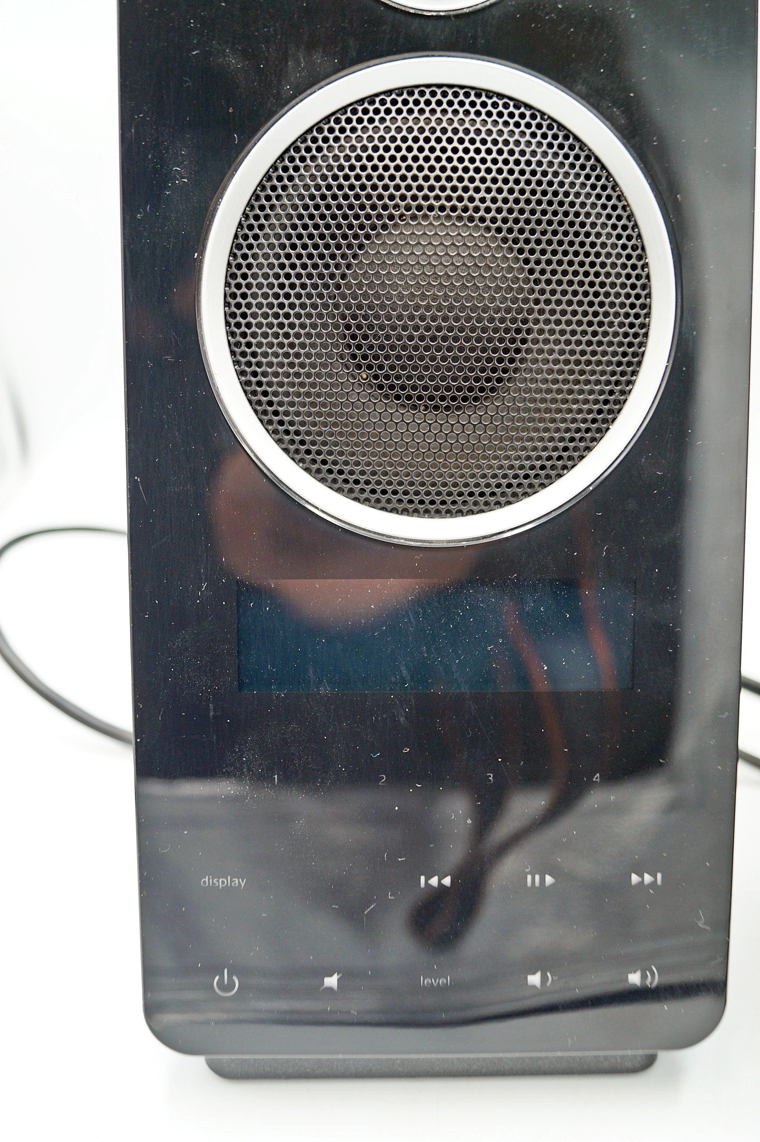 glosniki-logitech-z-10-30w-rms-aux-panel-dotykowy-stan-11323-2