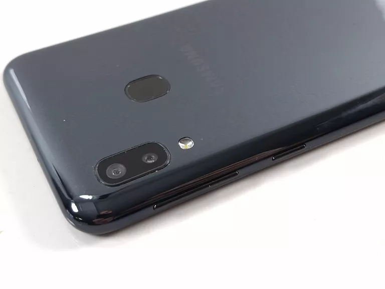telefon-samsung-a20e-332-gb-pamiec-ram-202865-214125