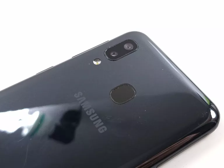 telefon-samsung-a20e-332-gb-wbudowana-pamiec-202869-214197