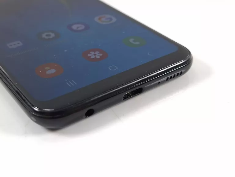 telefon-samsung-a20e-332-gb-typ-202685-212929