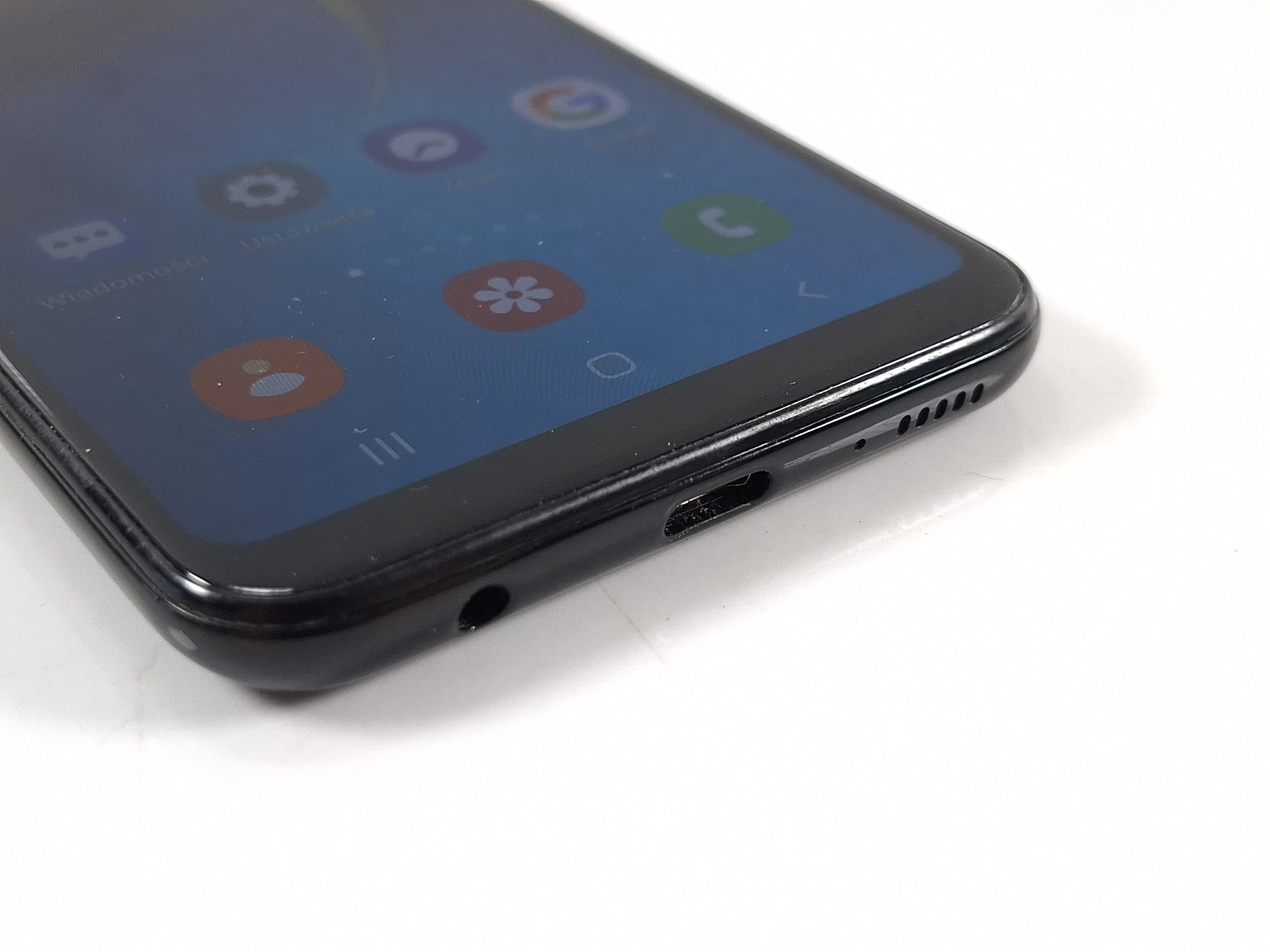 telefon-samsung-a20e-332-gb-typ-202685-212929