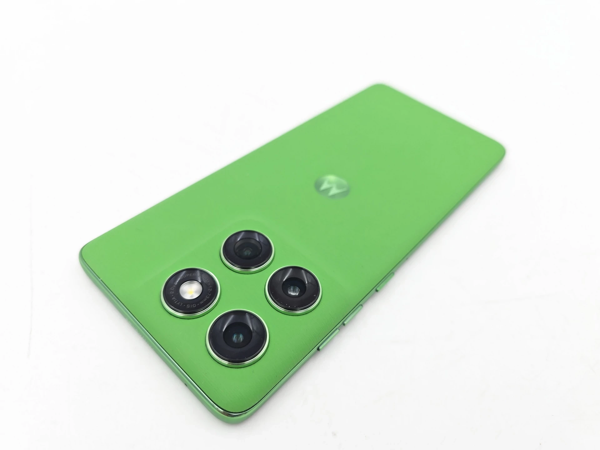 telefon-motorola-edge-60-12512-na-czesci-przekatna-ekranu-667